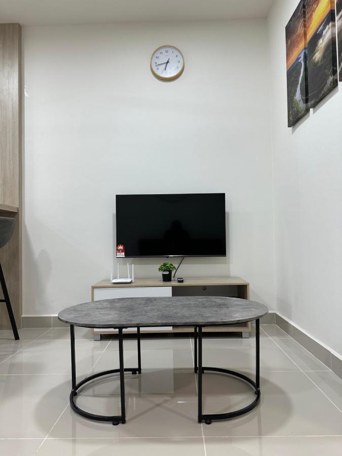 Sea View The Shore Luxury Newly Renovated Homestay Kota Kinabalu Ngoại thất bức ảnh